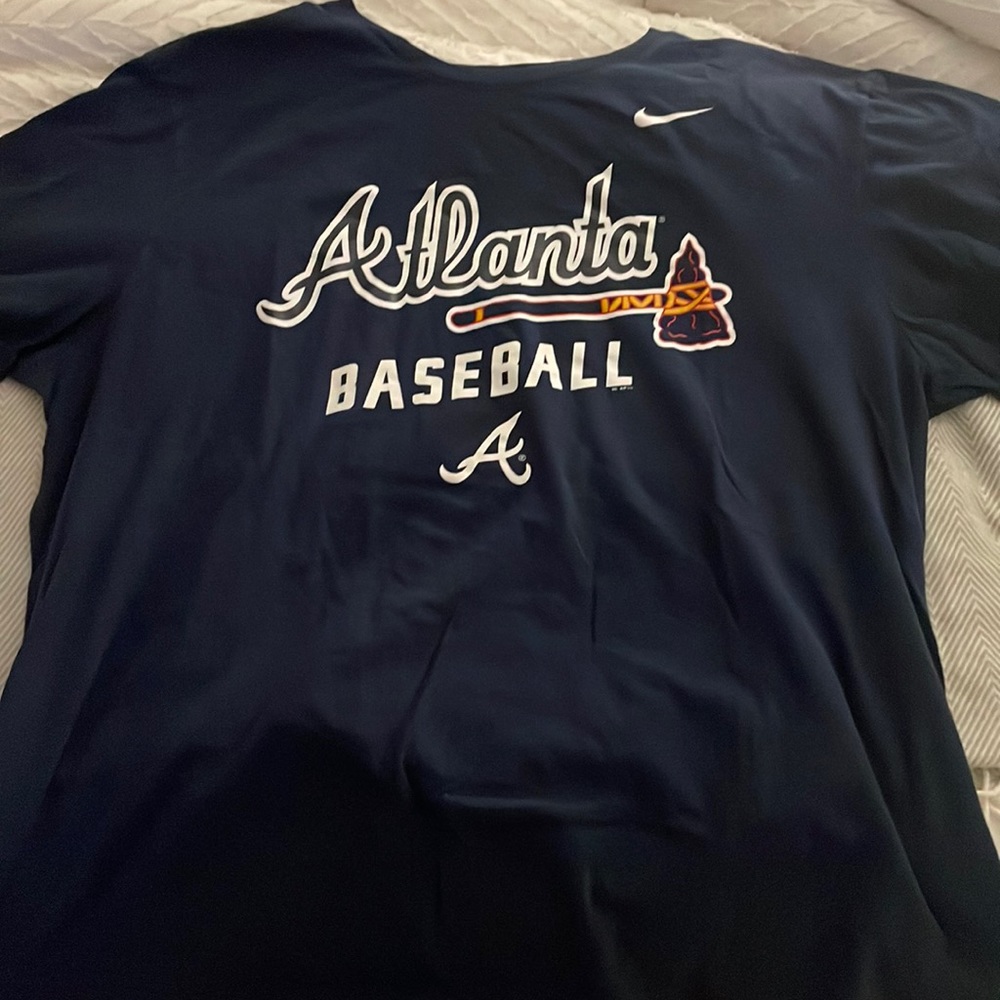 Atlanta Braves t-shirt, never worn